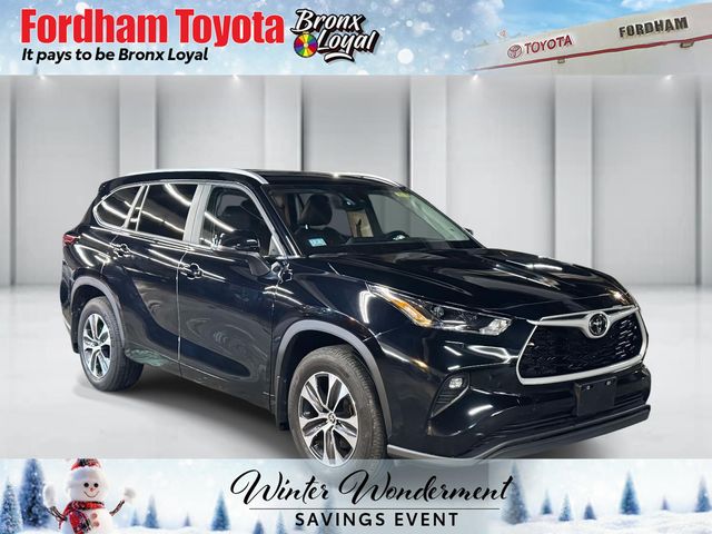 2025 Toyota Highlander XLE