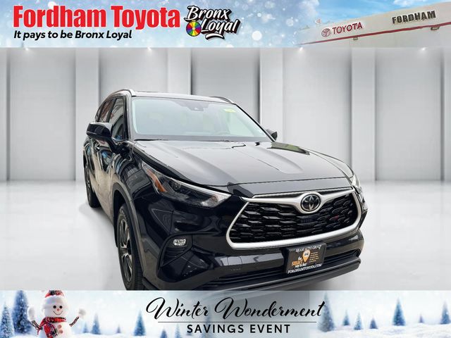 2025 Toyota Highlander XLE