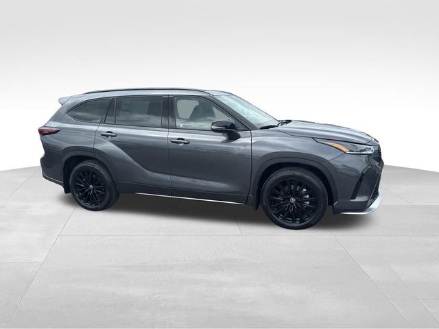 2025 Toyota Highlander XSE