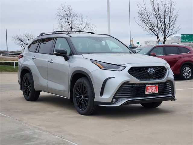 2025 Toyota Highlander XSE