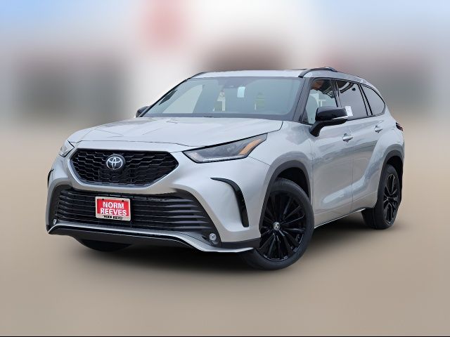 2025 Toyota Highlander XSE