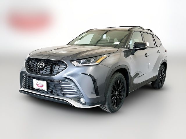 2025 Toyota Highlander XSE