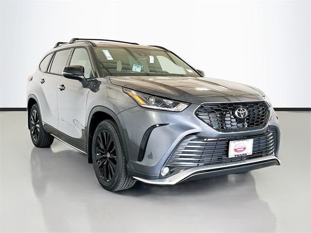 2025 Toyota Highlander XSE