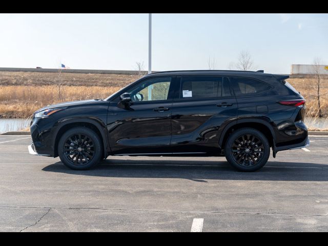2025 Toyota Highlander XSE