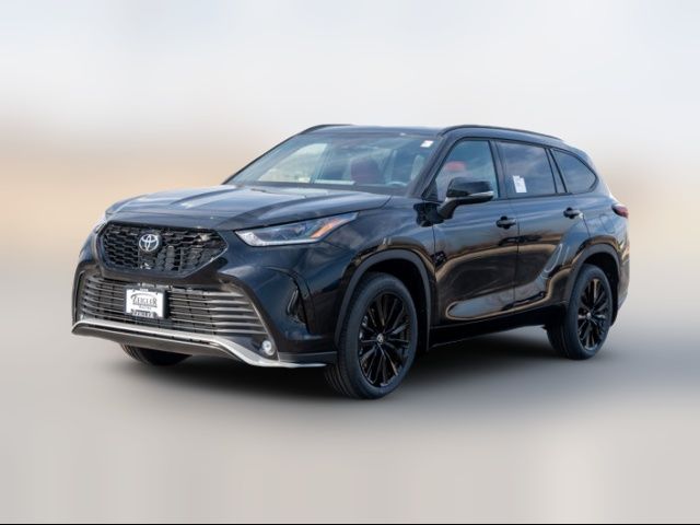 2025 Toyota Highlander XSE