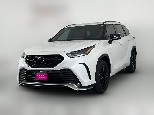 2025 Toyota Highlander XSE