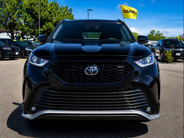 2025 Toyota Highlander XSE