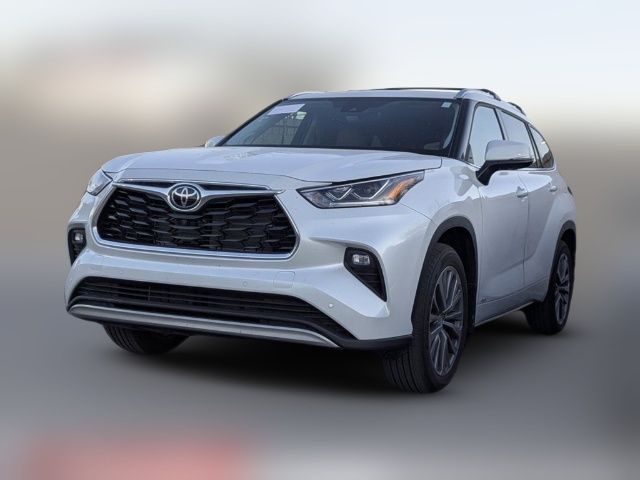 2025 Toyota Highlander Hybrid XLE