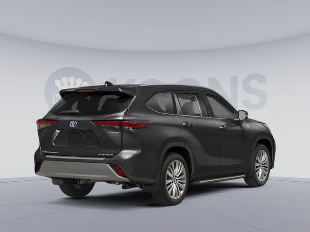 2025 Toyota Highlander Hybrid Platinum