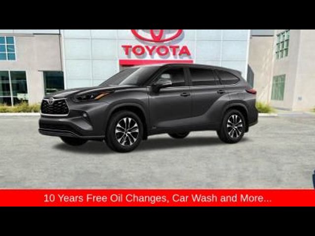 2025 Toyota Highlander Hybrid XLE