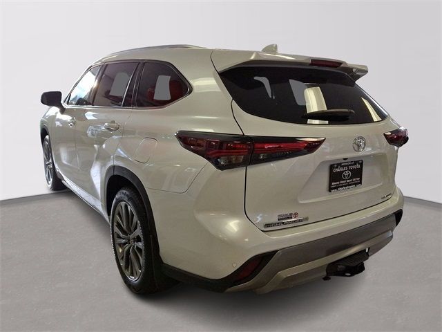 2025 Toyota Highlander Hybrid Limited 25th Edition