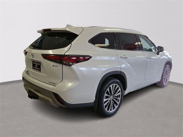 2025 Toyota Highlander Hybrid Limited 25th Edition