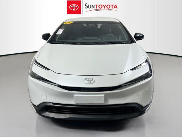 2025 Toyota Prius LE