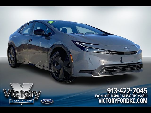 2025 Toyota Prius LE