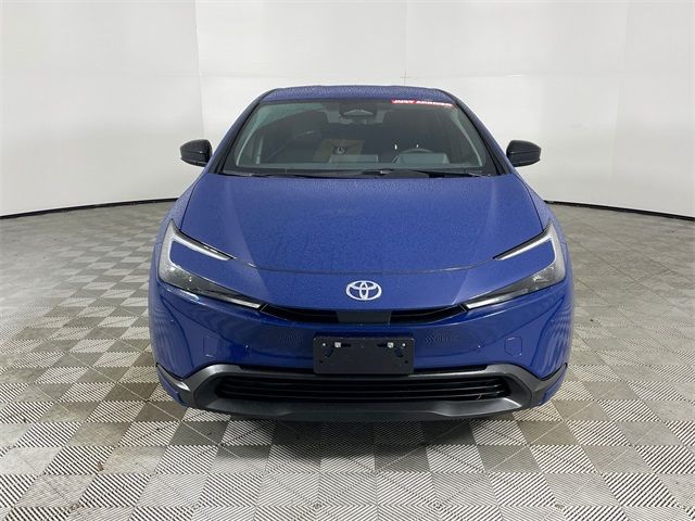 2025 Toyota Prius LE