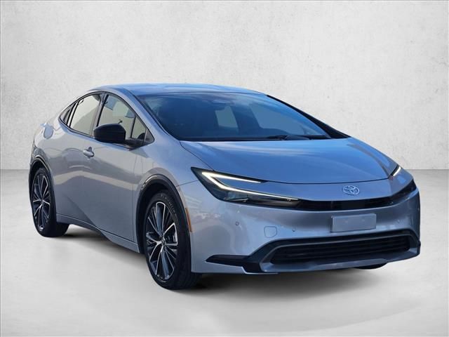 2025 Toyota Prius XLE