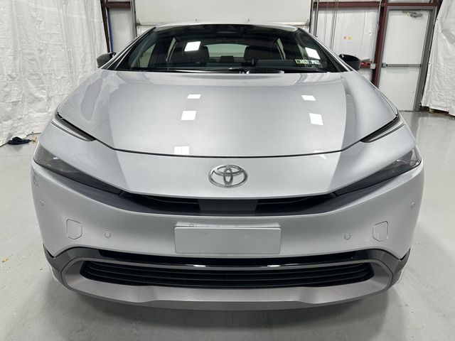 2025 Toyota Prius XLE