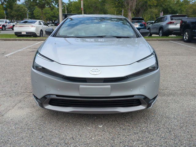 2025 Toyota Prius XLE