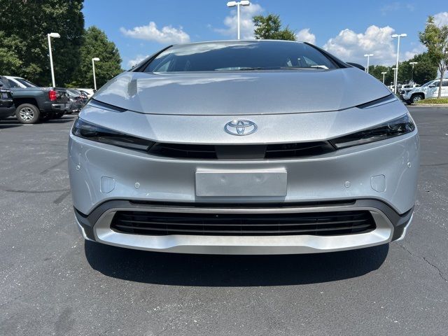 2025 Toyota Prius Plug-In Hybrid SE