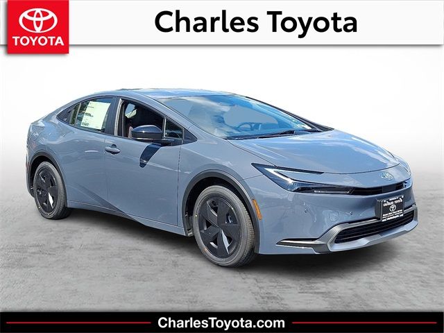 2025 Toyota Prius Plug-In Hybrid SE