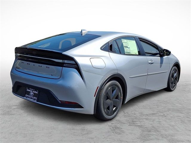 2025 Toyota Prius Plug-In Hybrid 