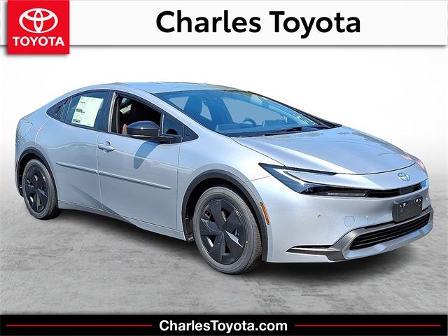 2025 Toyota Prius Plug-In Hybrid 