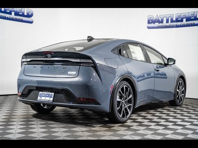 2025 Toyota Prius Plug-In Hybrid 