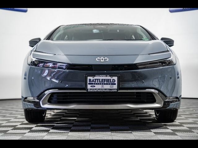 2025 Toyota Prius Plug-In Hybrid 