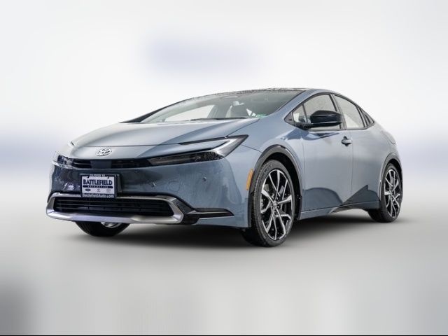2025 Toyota Prius Plug-In Hybrid 