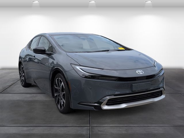2025 Toyota Prius Plug-In Hybrid XSE Premium