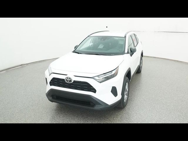 2025 Toyota RAV4 Hybrid LE