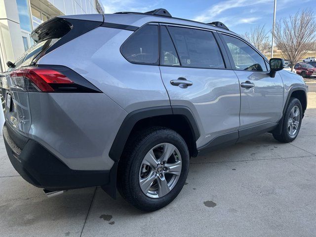 2025 Toyota RAV4 Hybrid LE