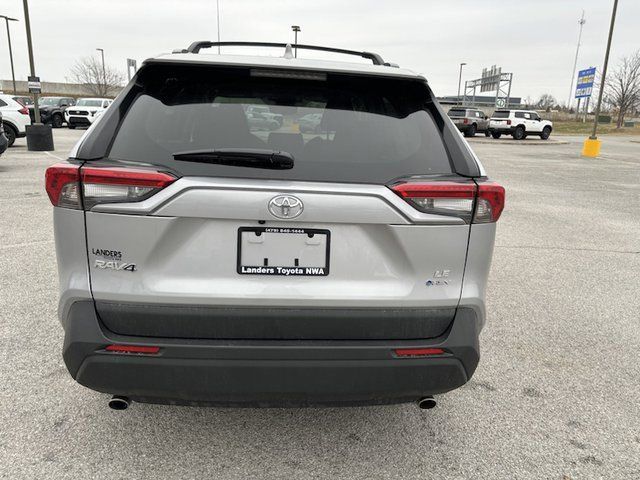 2025 Toyota RAV4 Hybrid LE