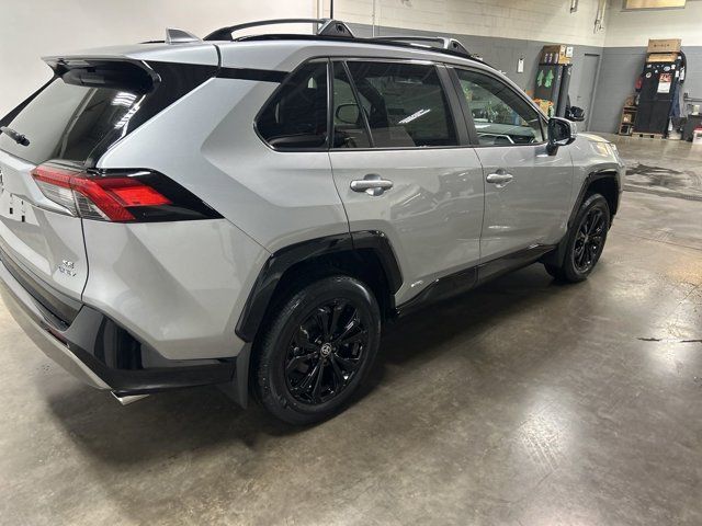 2025 Toyota RAV4 Hybrid SE