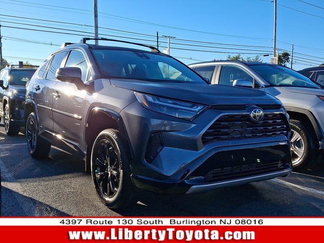 2025 Toyota RAV4 Hybrid SE