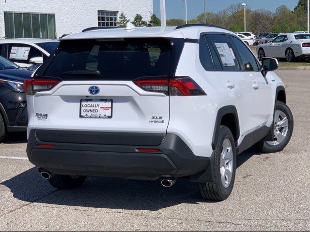 2025 Toyota RAV4 Hybrid XLE