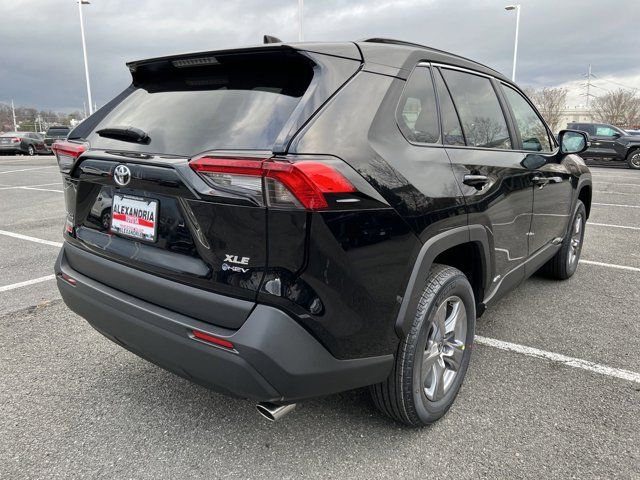 2025 Toyota RAV4 Hybrid XLE