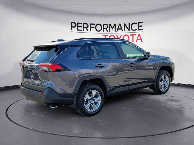 2025 Toyota RAV4 Hybrid XLE