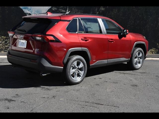 2025 Toyota RAV4 Hybrid XLE