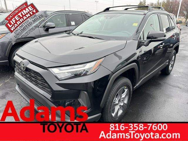 2025 Toyota RAV4 Hybrid XLE