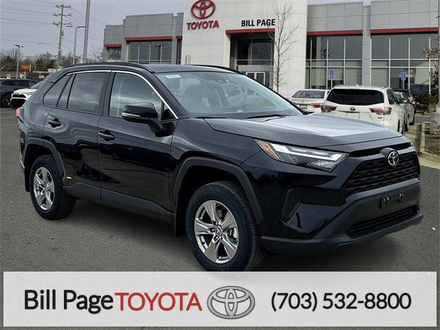 2025 Toyota RAV4 Hybrid XLE