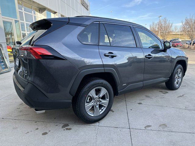 2025 Toyota RAV4 Hybrid XLE