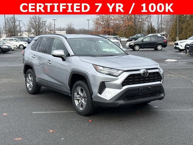 2025 Toyota RAV4 Hybrid XLE