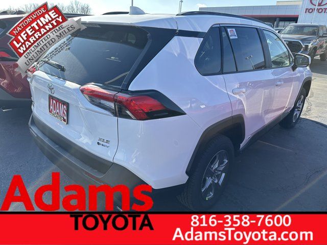 2025 Toyota RAV4 Hybrid XLE