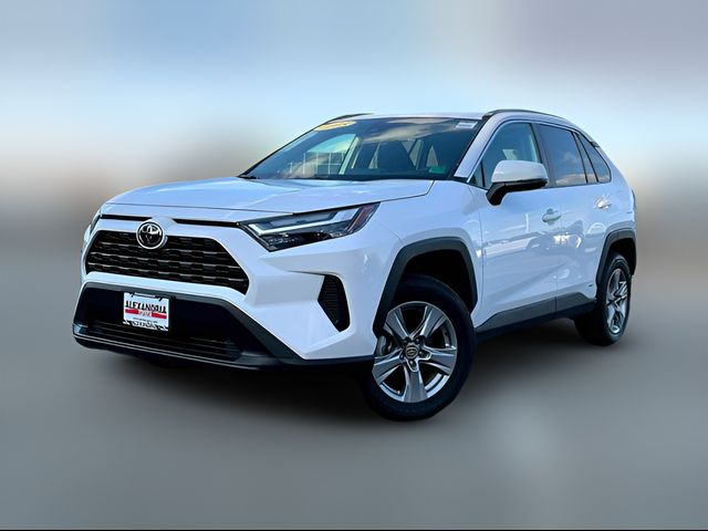 2025 Toyota RAV4 Hybrid XLE