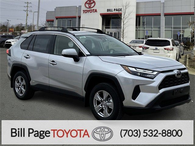 2025 Toyota RAV4 Hybrid XLE
