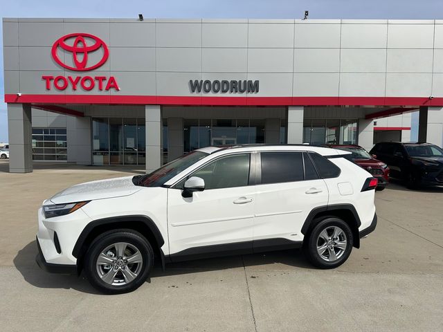 2025 Toyota RAV4 Hybrid XLE