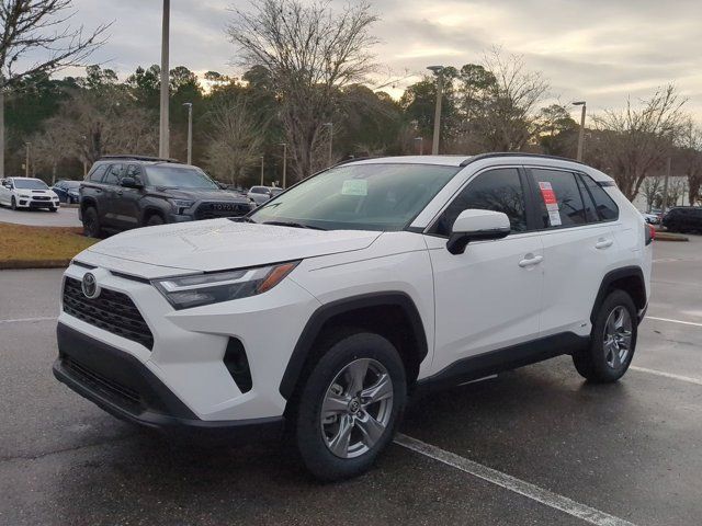 2025 Toyota RAV4 Hybrid XLE