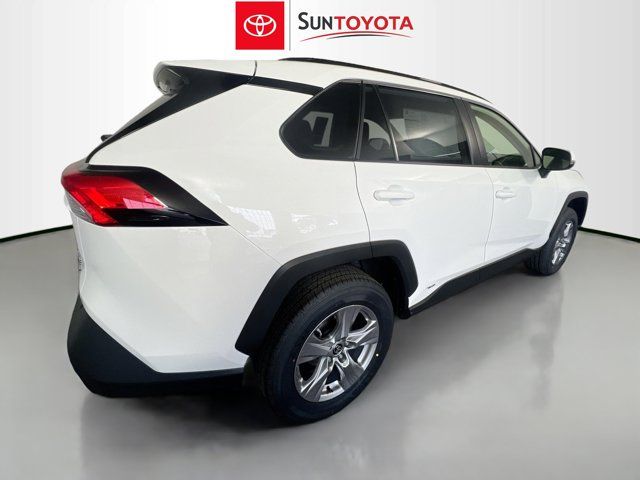 2025 Toyota RAV4 Hybrid XLE