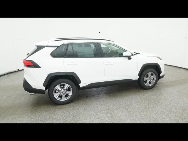 2025 Toyota RAV4 Hybrid XLE
